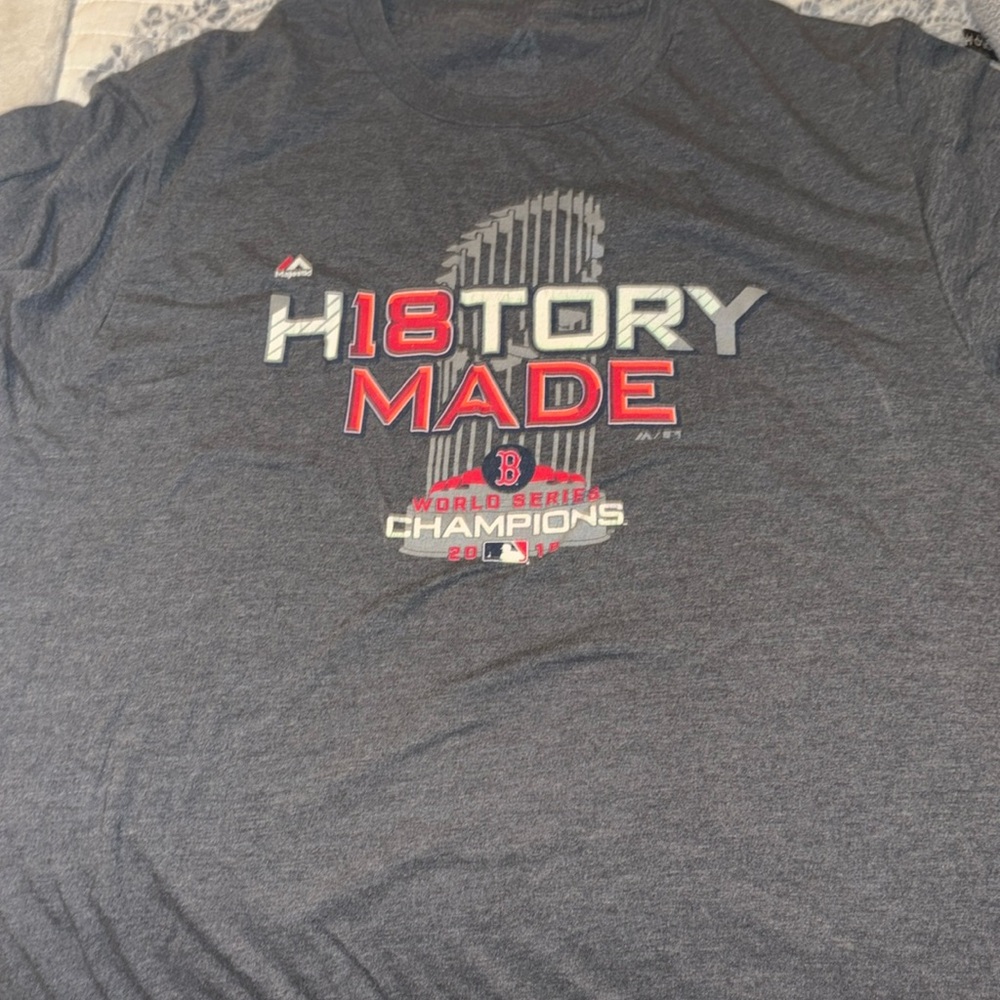Red Sox WS 18 shirt L